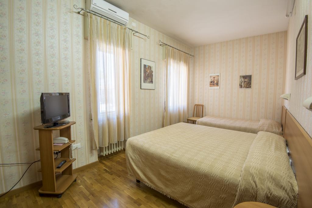Albergo Ristorante Edo Forlimpopoli Extérieur photo
